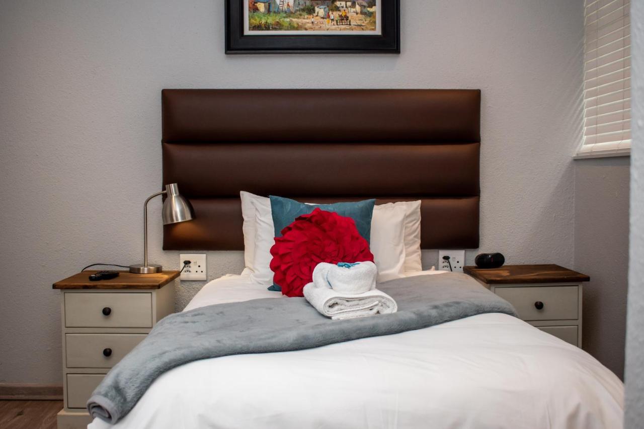 Balmoral Lodge Bellville Ngoại thất bức ảnh